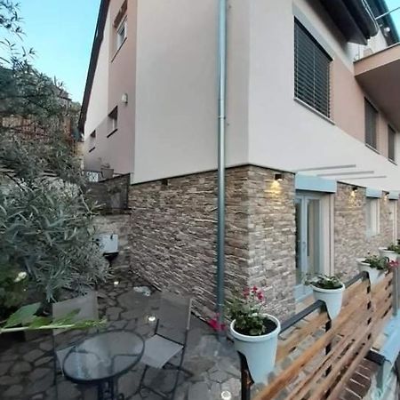 Apartment Adela Hluboká nad Vltavou Exterior foto